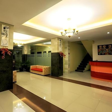 Bali Mega Hotel Джимбаран Экстерьер фото