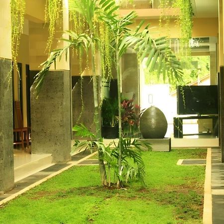 Bali Mega Hotel Джимбаран Экстерьер фото