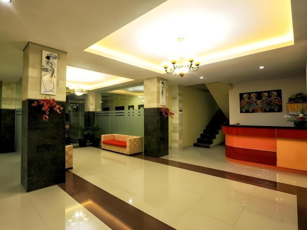 Bali Mega Hotel Джимбаран Экстерьер фото