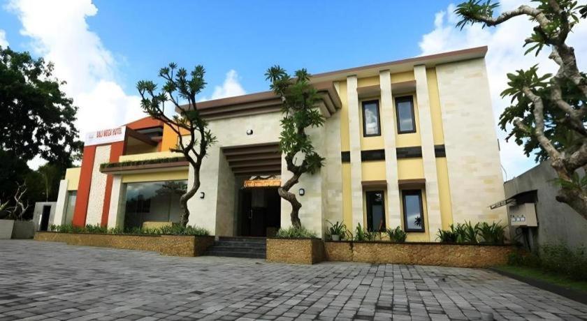 Bali Mega Hotel Джимбаран Экстерьер фото