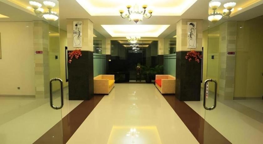 Bali Mega Hotel Джимбаран Экстерьер фото