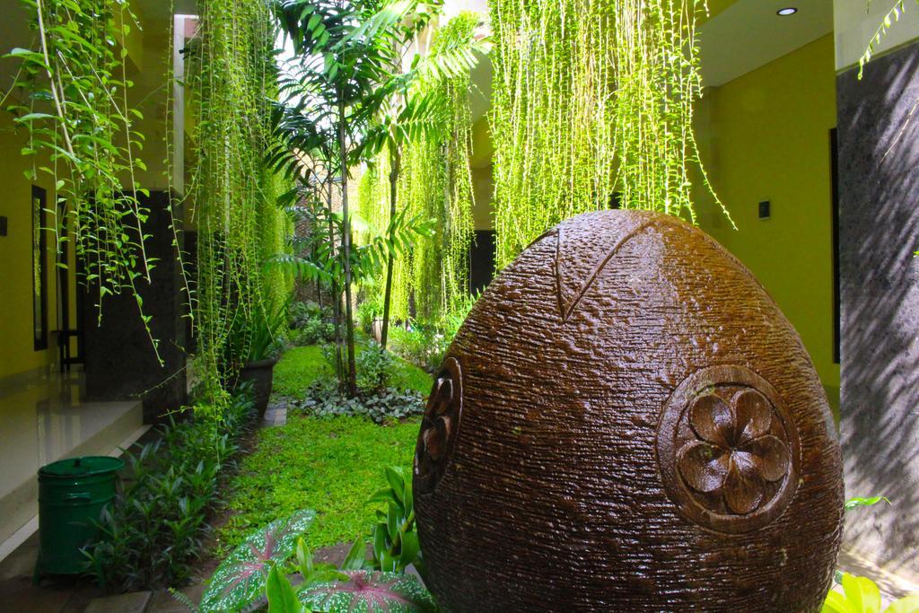 Bali Mega Hotel Джимбаран Экстерьер фото