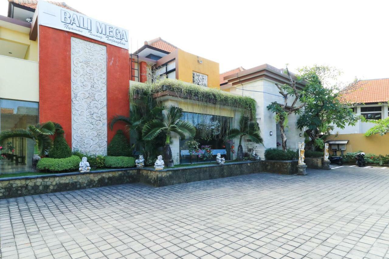 Bali Mega Hotel Джимбаран Экстерьер фото