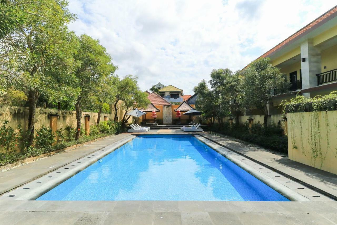 Bali Mega Hotel Джимбаран Экстерьер фото
