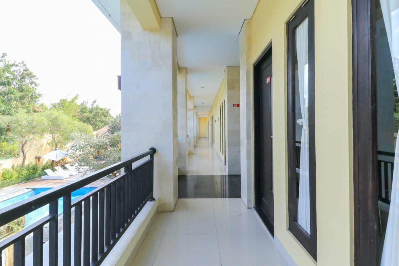 Bali Mega Hotel Джимбаран Экстерьер фото